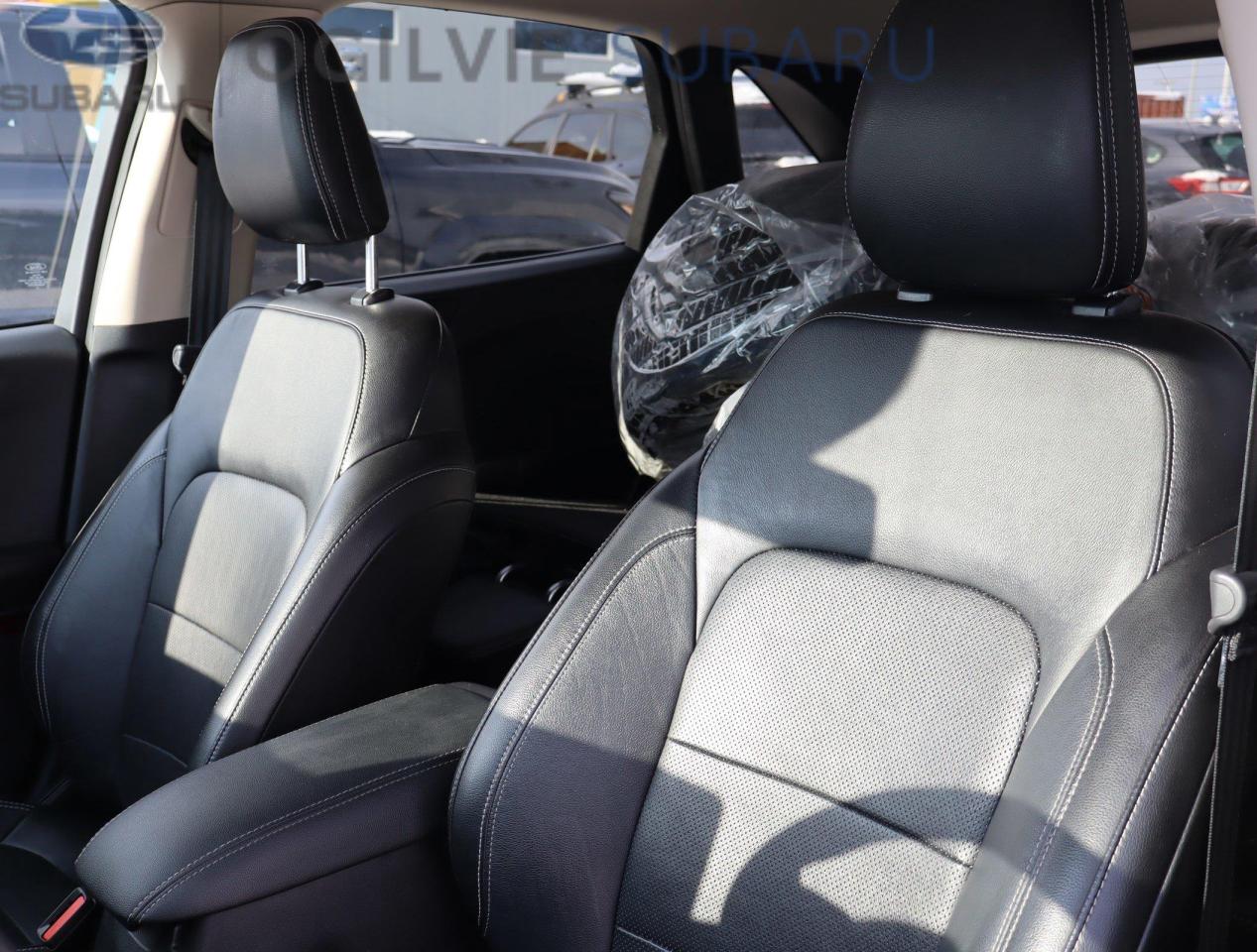 2020 Ford Escape Titanium Hybrid 4dr Front-Wheel Drive Photo