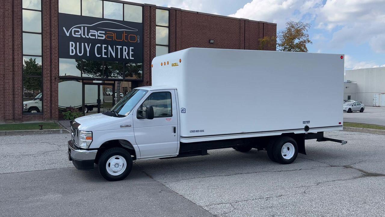 2021 Ford E-450  Photo4