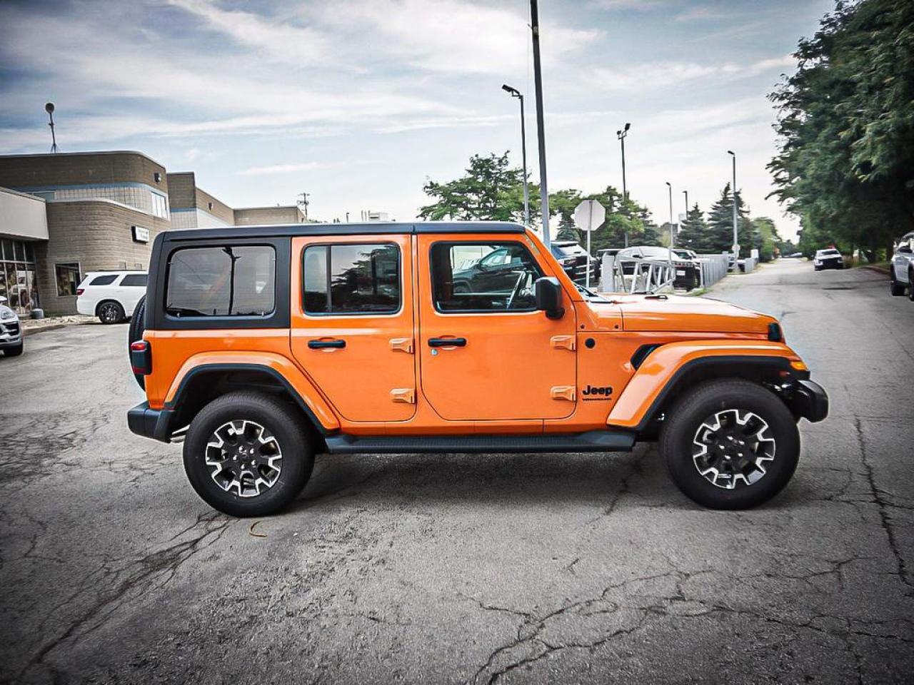 2025 Jeep Wrangler  Photo