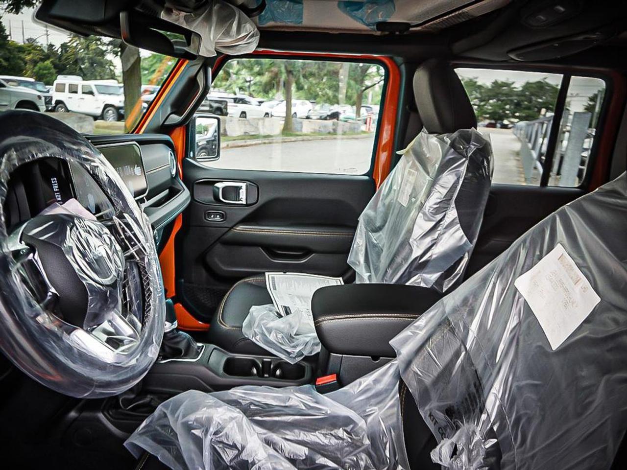 2025 Jeep Wrangler  Photo