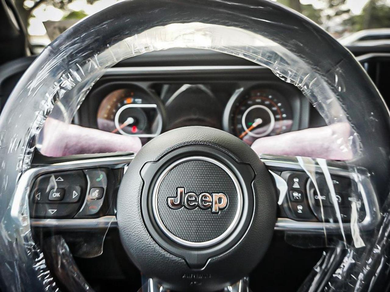 2025 Jeep Wrangler  Photo