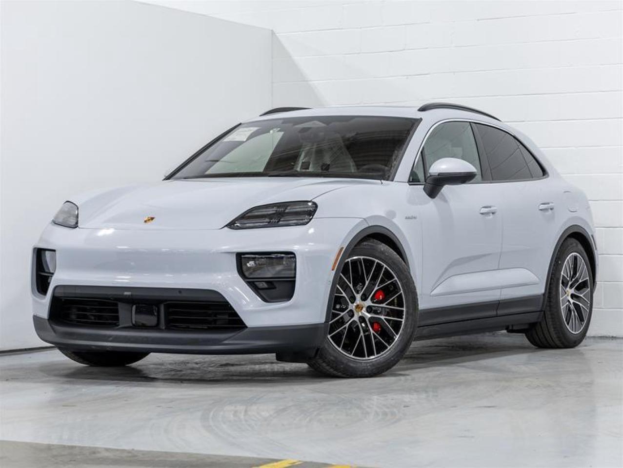 2025 Porsche Macan  Photo0
