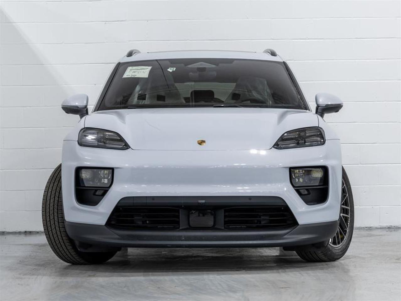 2025 Porsche Macan  Photo