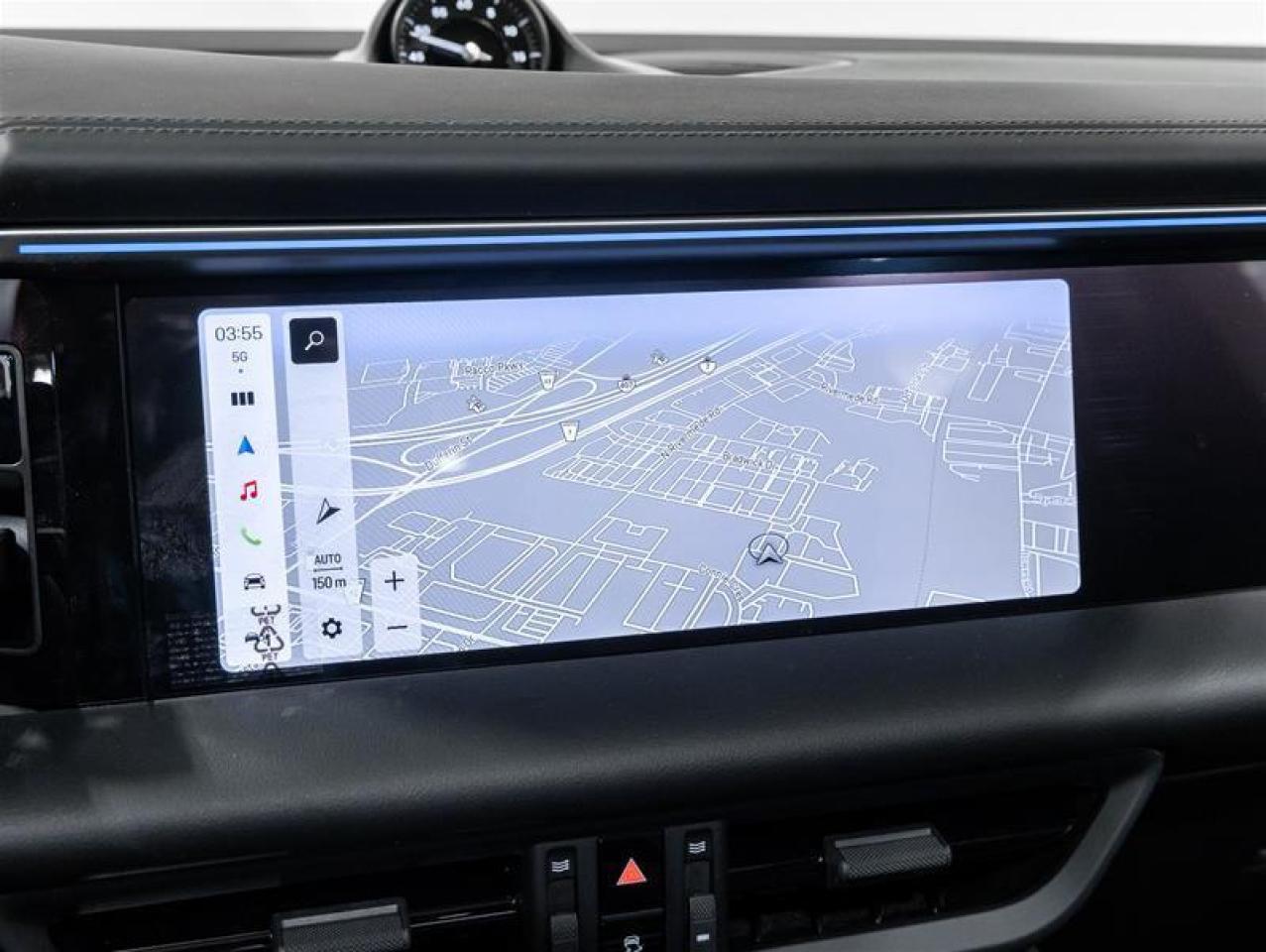 2025 Porsche Macan  Photo