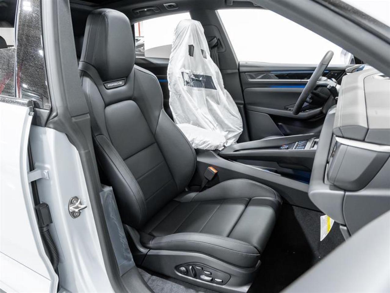 2025 Porsche Macan  Photo