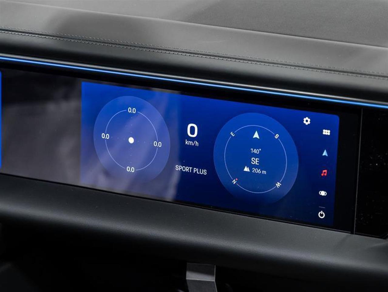 2025 Porsche Macan  Photo