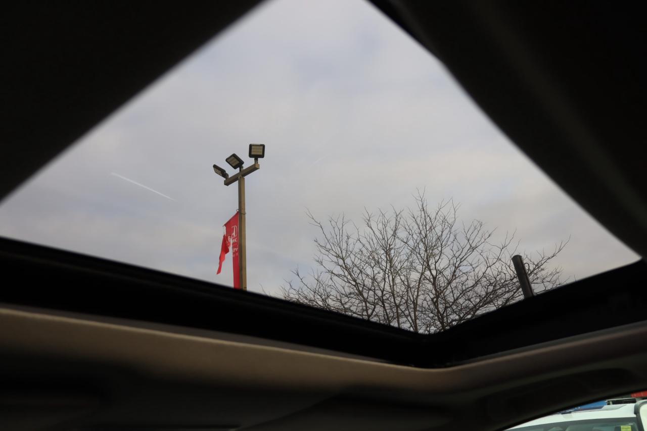 2022 Honda HR-V Touring 4dr All-Wheel Drive Photo