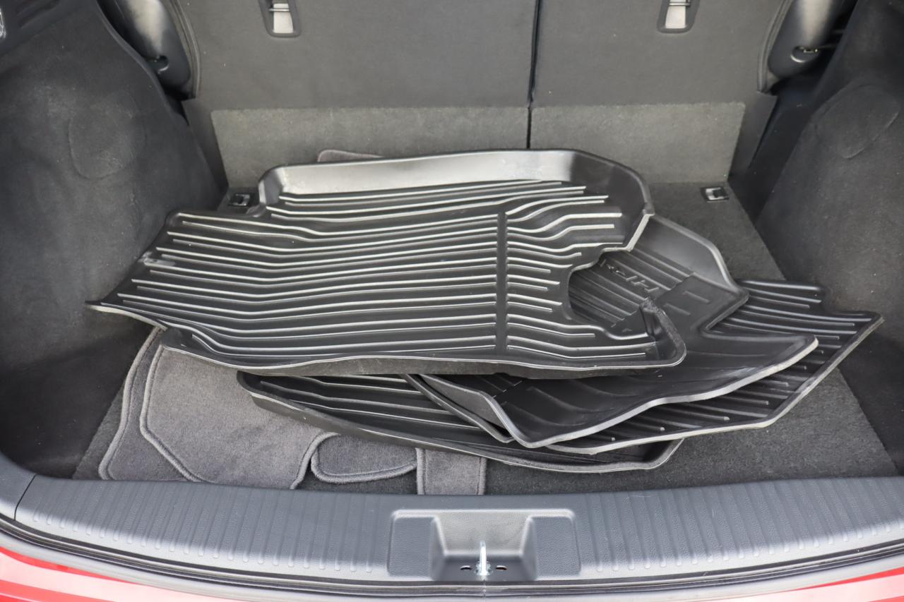 2022 Honda HR-V Touring 4dr All-Wheel Drive Photo