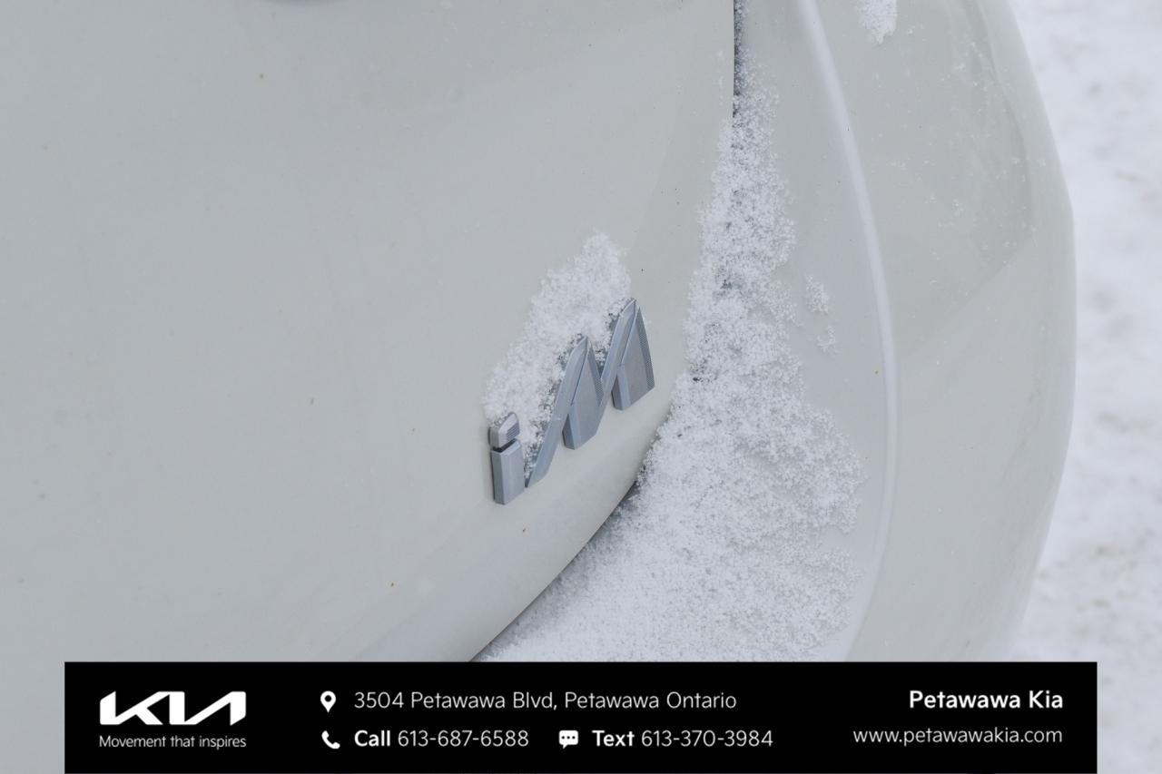 2018 Toyota Corolla iM  Photo