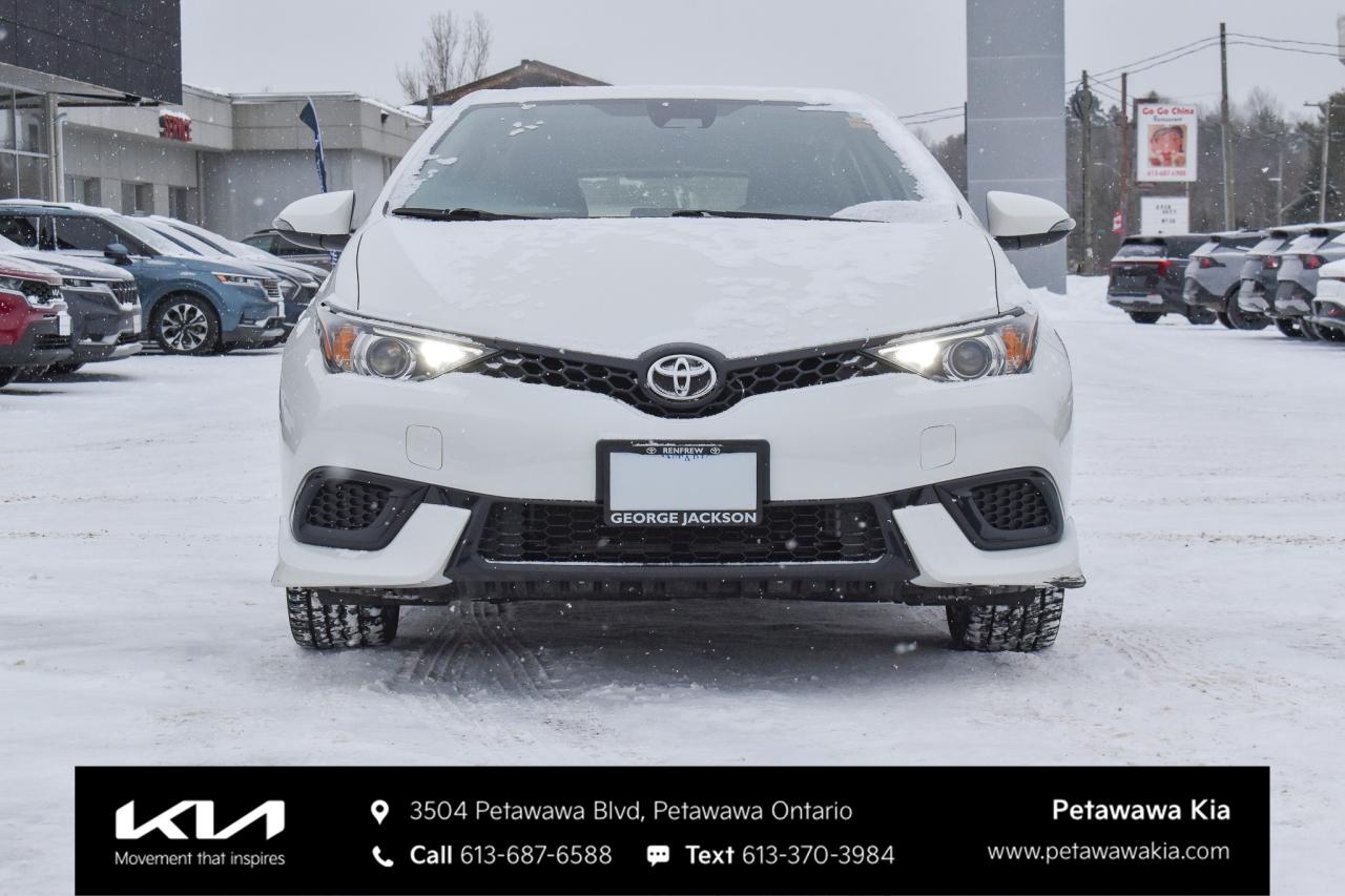 2018 Toyota Corolla iM  Photo