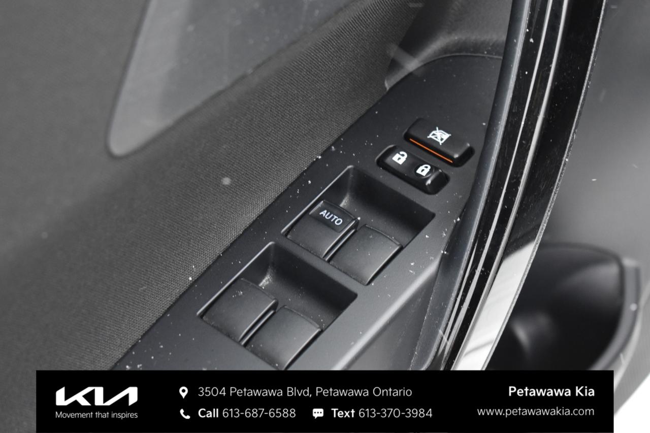 2018 Toyota Corolla iM  Photo