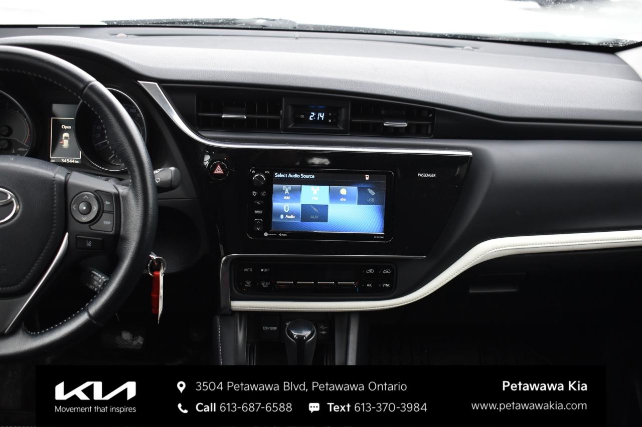 2018 Toyota Corolla iM  Photo