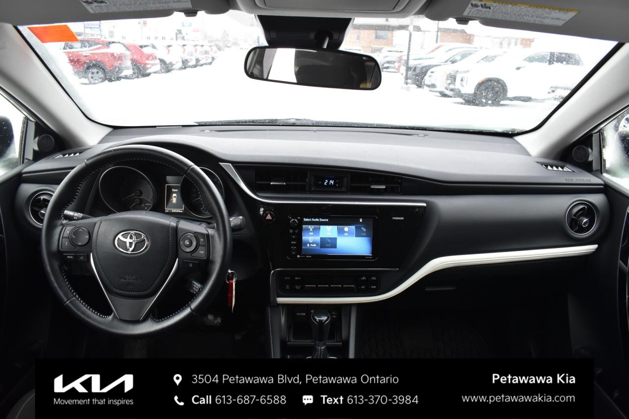 2018 Toyota Corolla iM  Photo