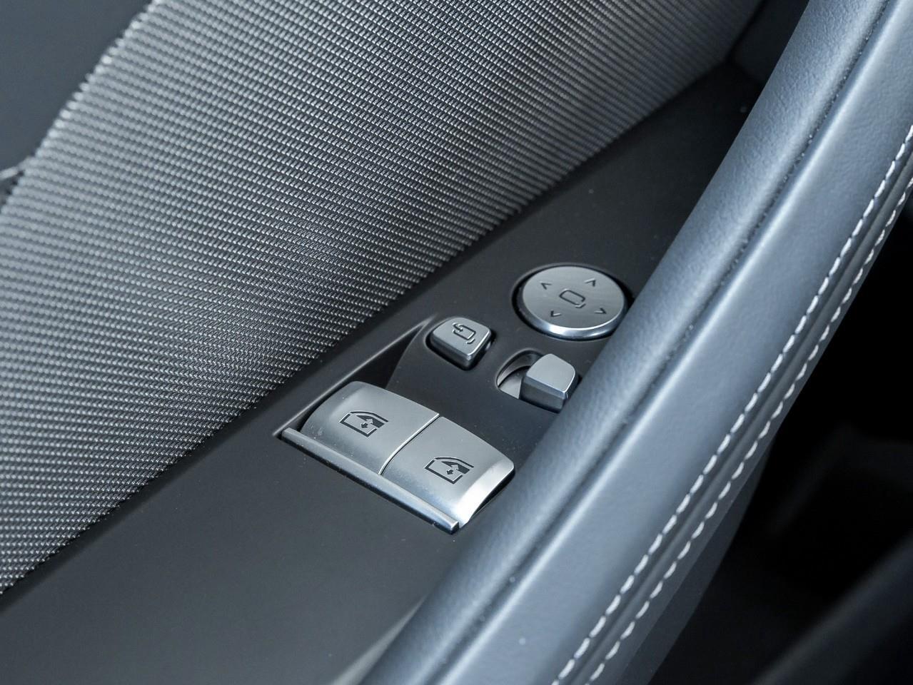 2024 BMW M850 i xDrive 2dr All-Wheel Drive Coupe Photo