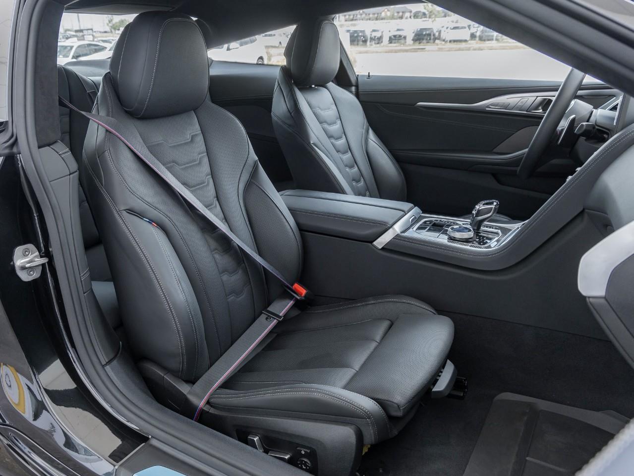 2024 BMW M850 i xDrive 2dr All-Wheel Drive Coupe Photo