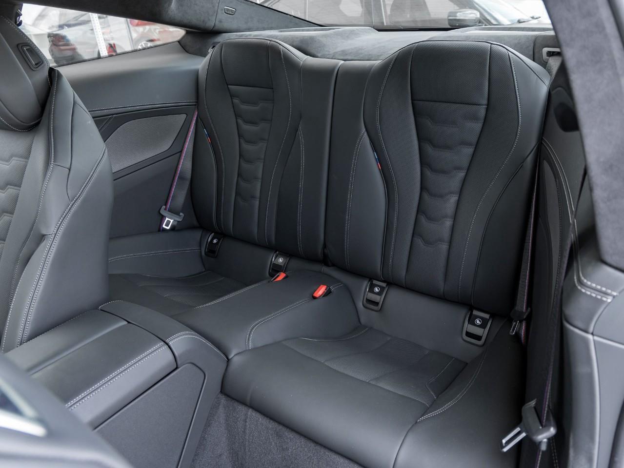 2024 BMW M850 i xDrive 2dr All-Wheel Drive Coupe Photo