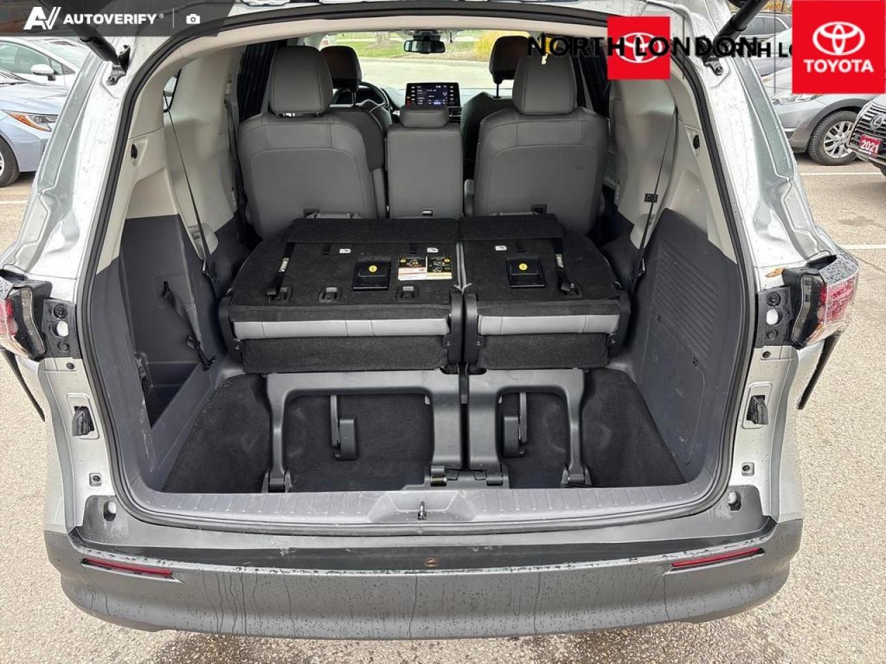 2024 Toyota Sienna  Photo