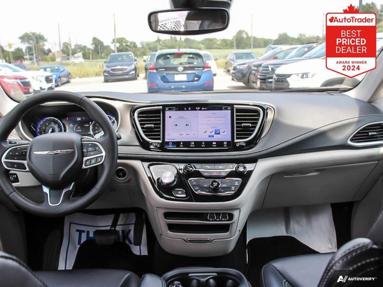 2024 Chrysler Pacifica Touring-L Front-Wheel Drive Passenger Van Photo