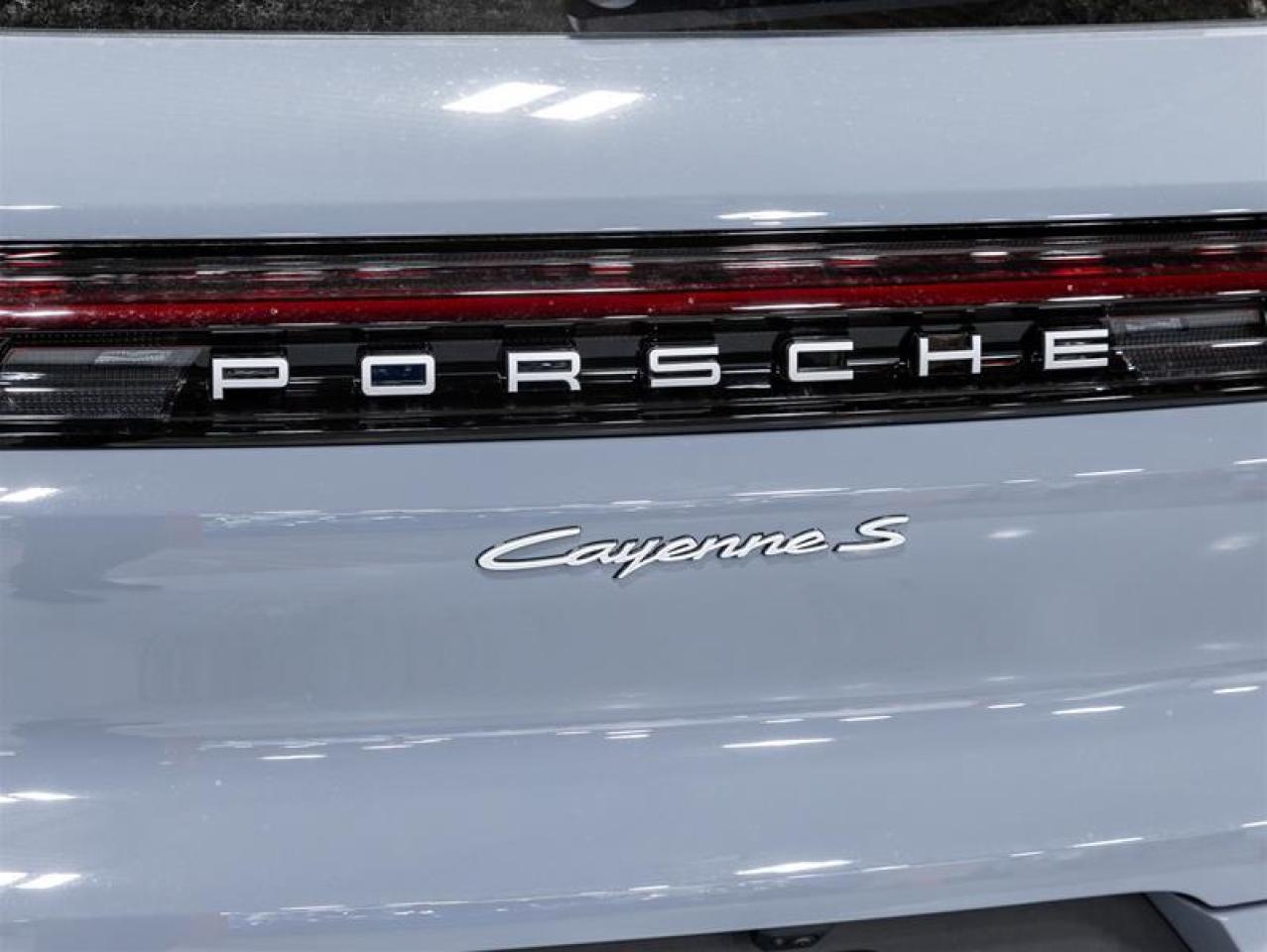 2025 Porsche Cayenne  Photo