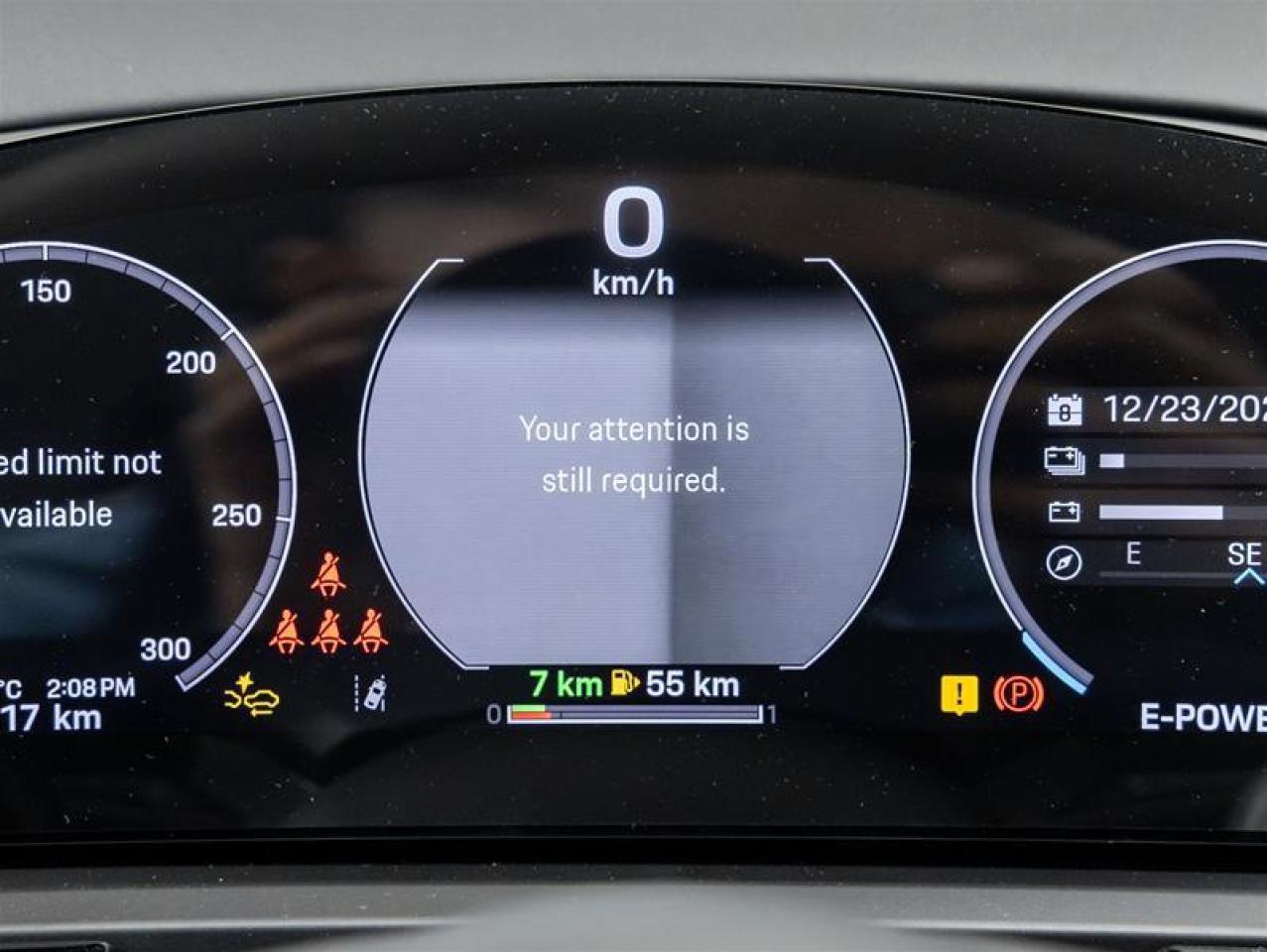 2025 Porsche Cayenne  Photo