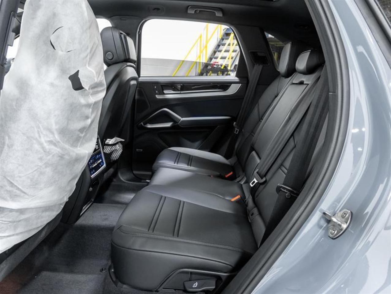 2025 Porsche Cayenne  Photo