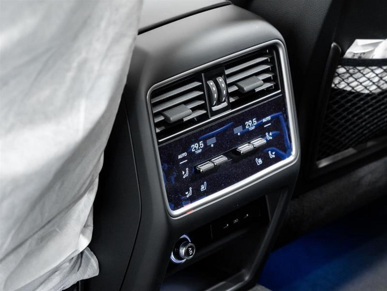 2025 Porsche Cayenne  Photo