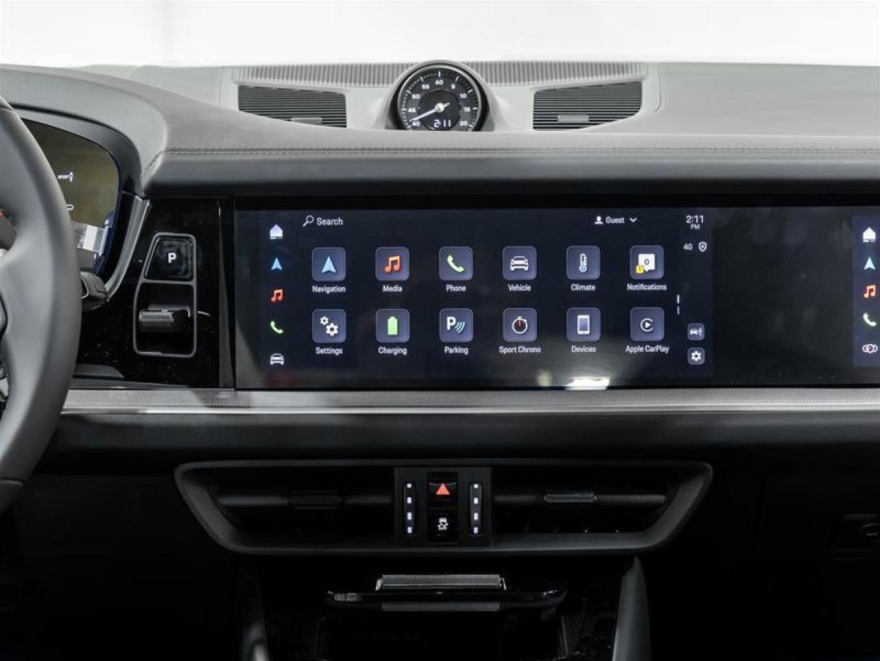 2025 Porsche Cayenne  Photo