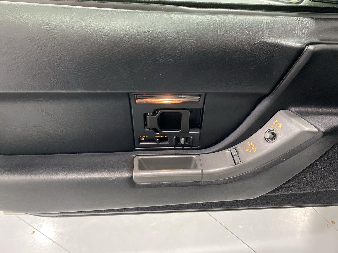 1991 Chevrolet Corvette  Photo