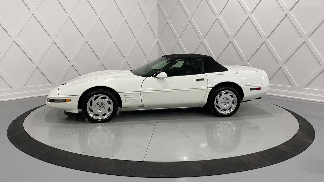 1991 Chevrolet Corvette  Photo