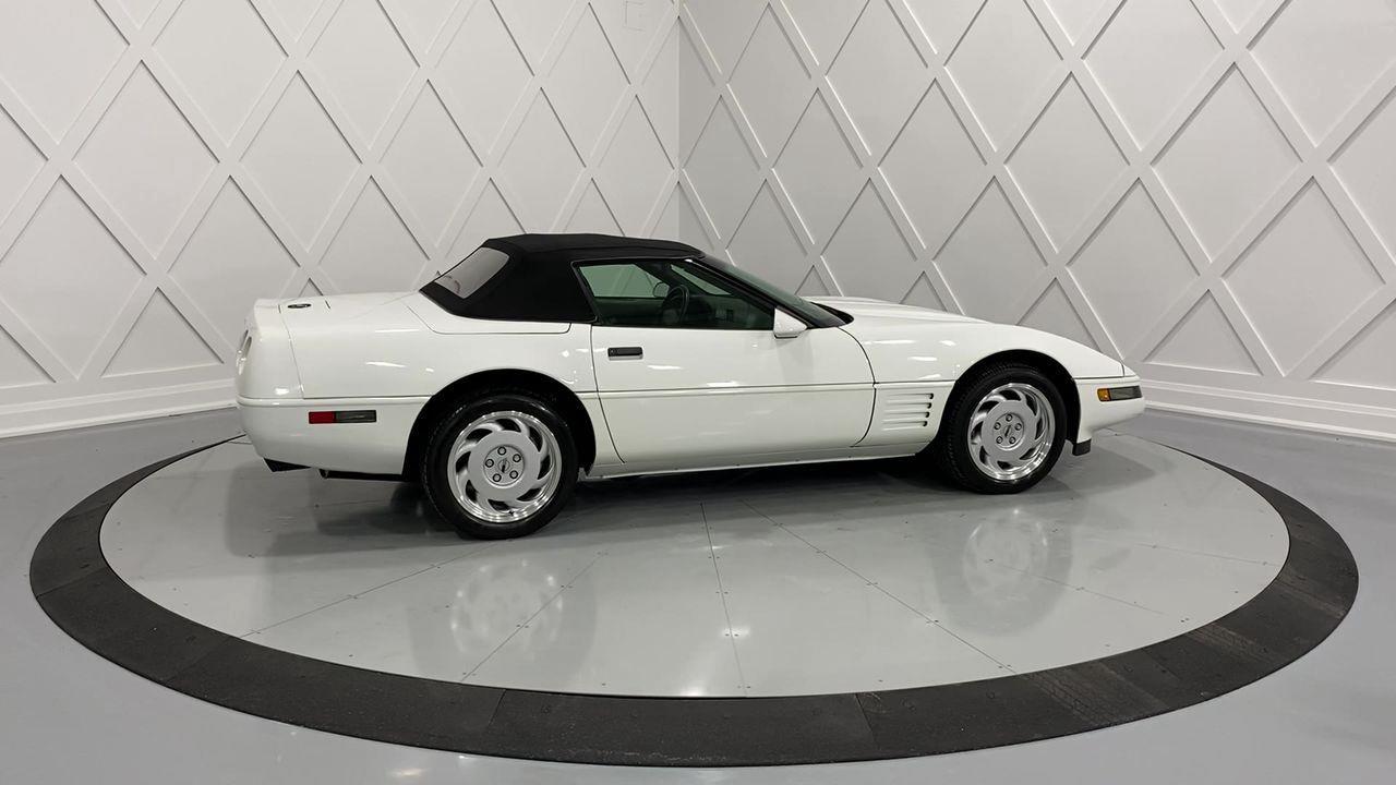 1991 Chevrolet Corvette  Photo