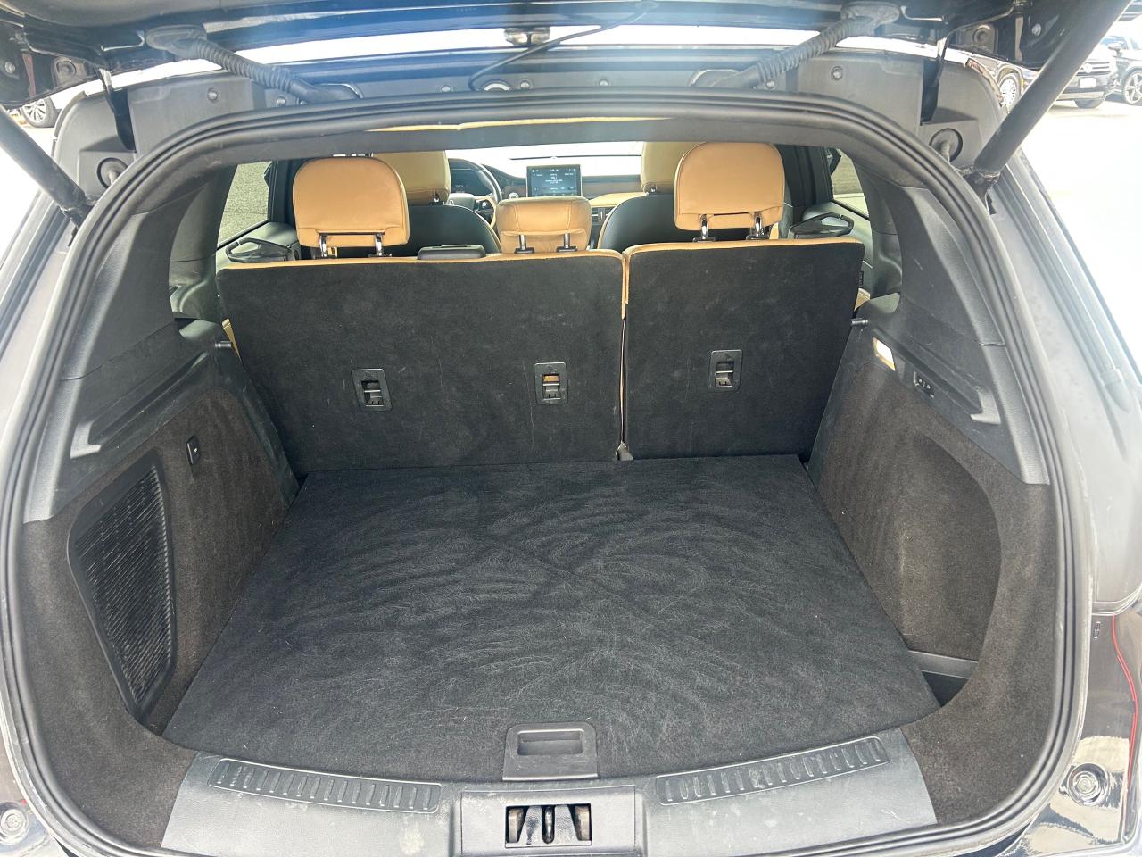 2022 Lincoln Corsair Reserve 4dr All-Wheel Drive Photo3