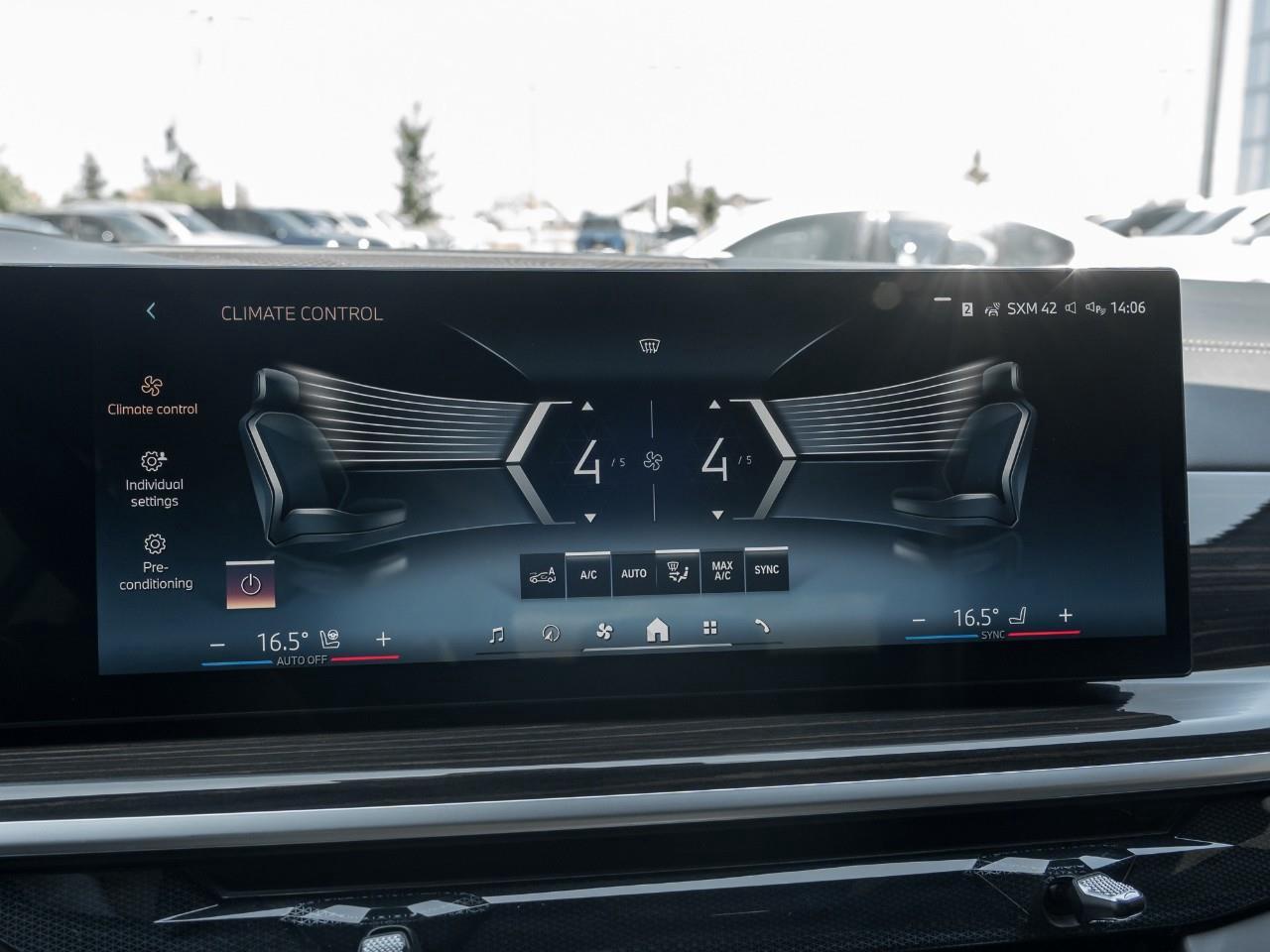 2025 BMW X5 xDrive40i 4dr All-Wheel Drive Sports Activity Vehicle Photo