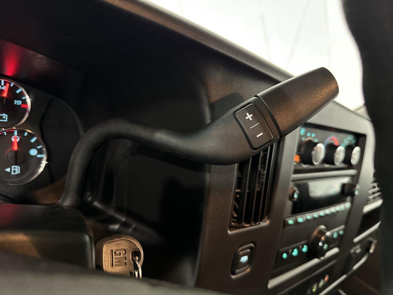 2021 GMC Savana 2500  Photo