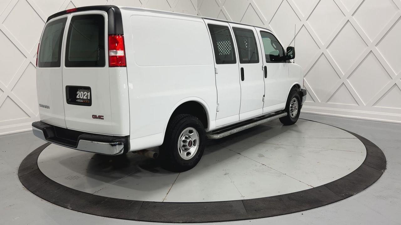2021 GMC Savana 2500  Photo