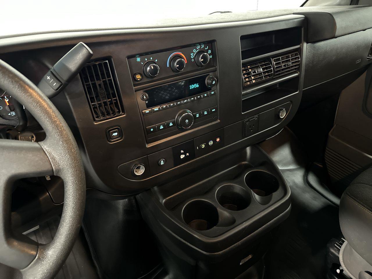 2021 GMC Savana 2500  Photo