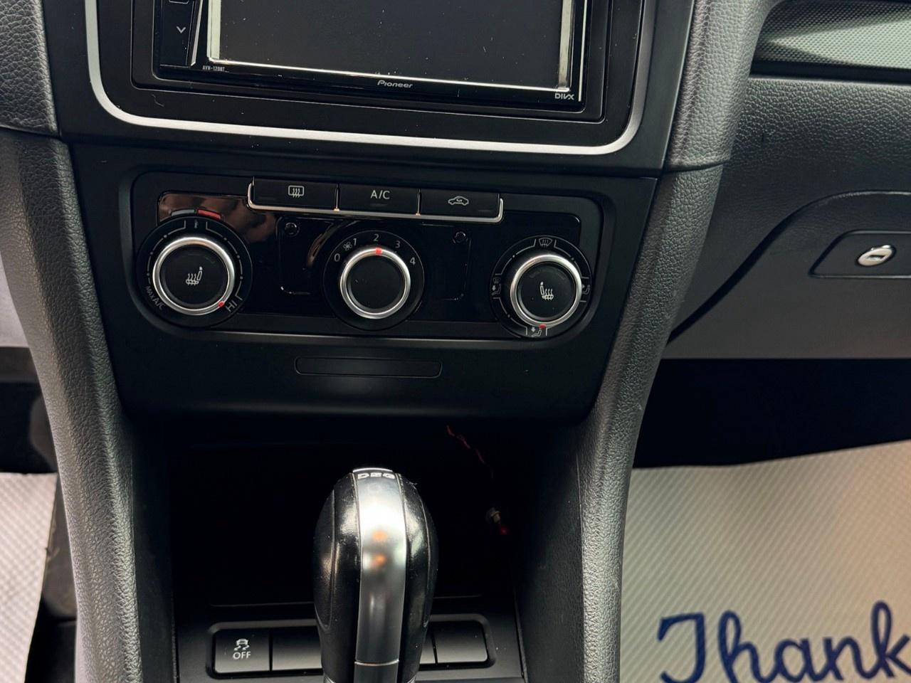 2013 Volkswagen Golf Wagon 4DR TDI DSG HIGHLINE Photo