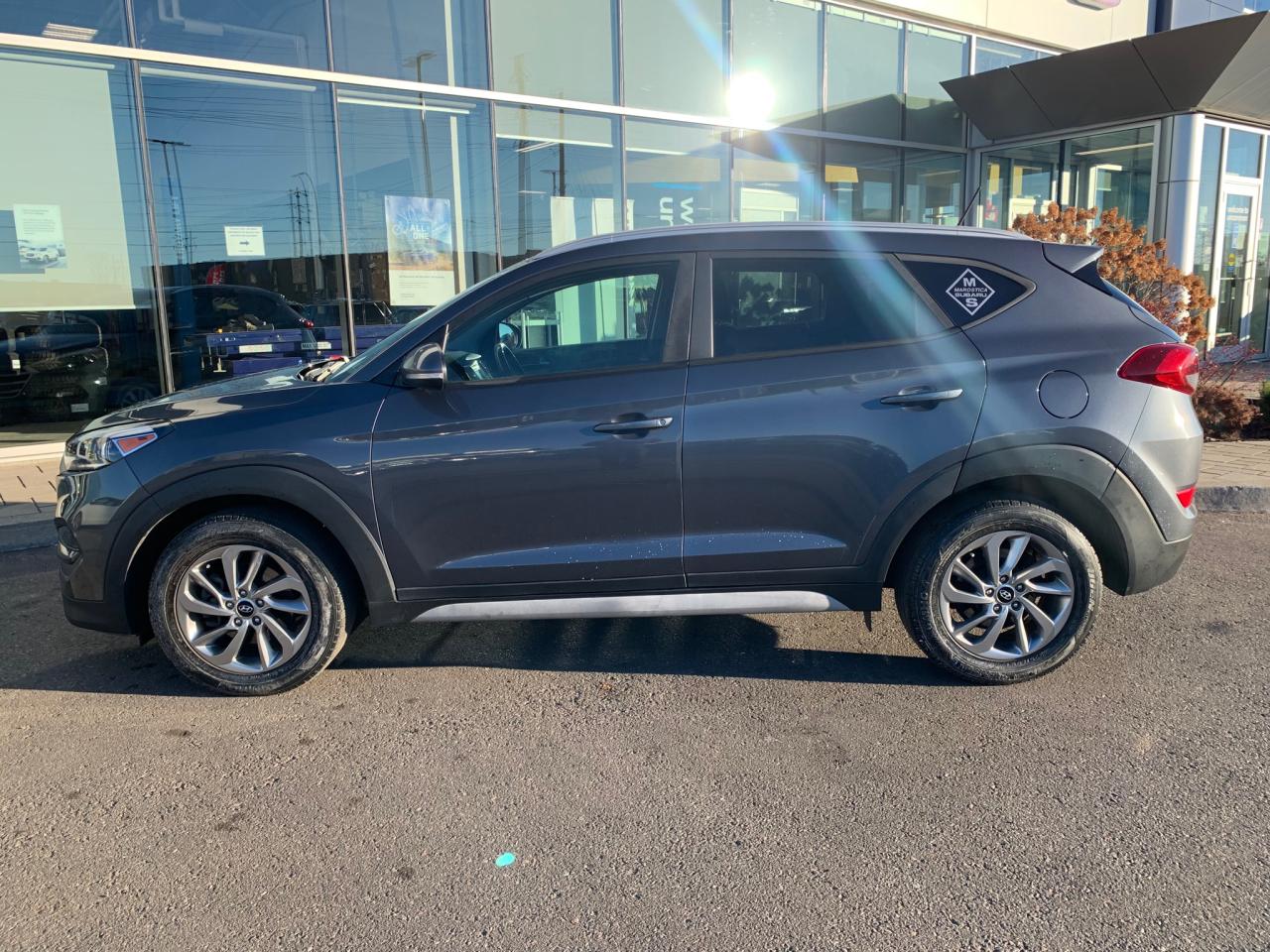 2017 Hyundai Tucson Premium 2.0 4dr All-Wheel Drive Photo