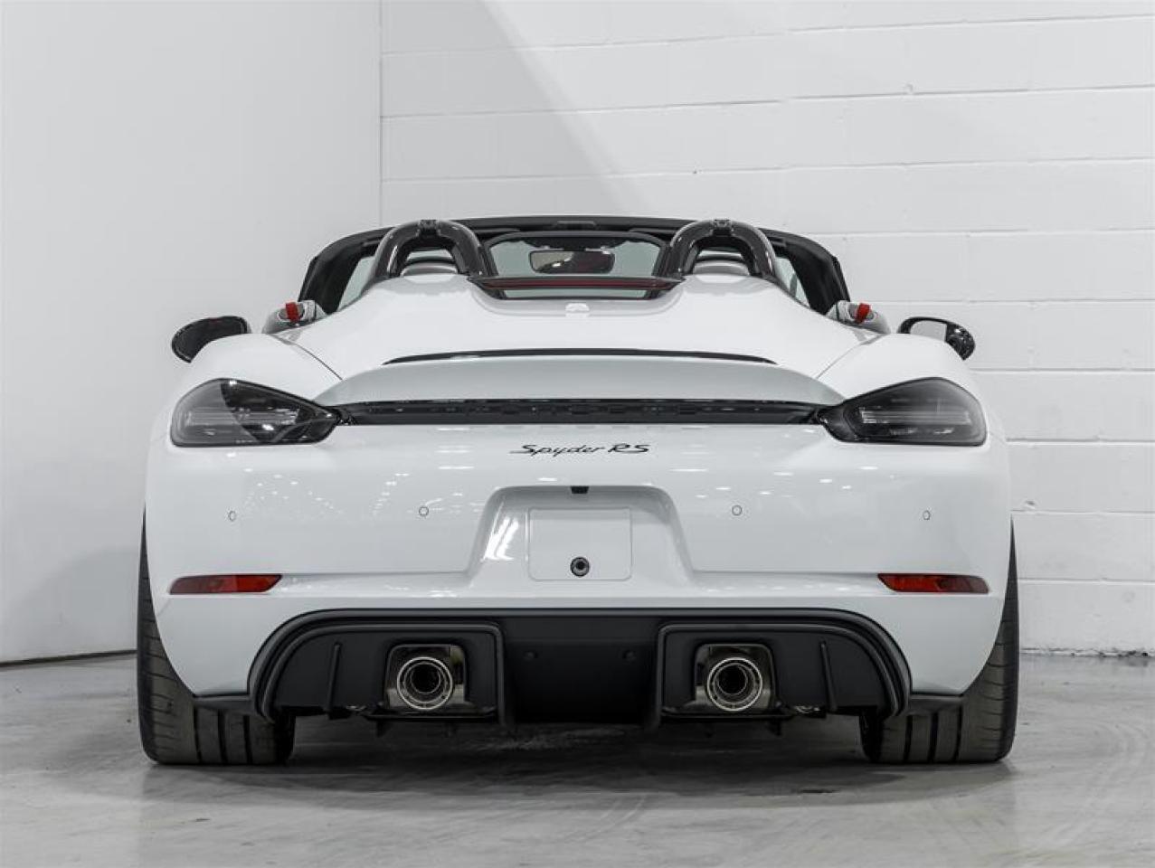 2025 Porsche 718 Spyder  Photo