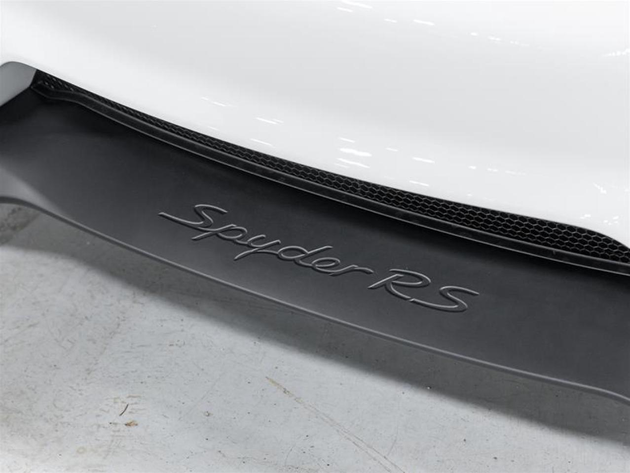 2025 Porsche 718 Spyder  Photo