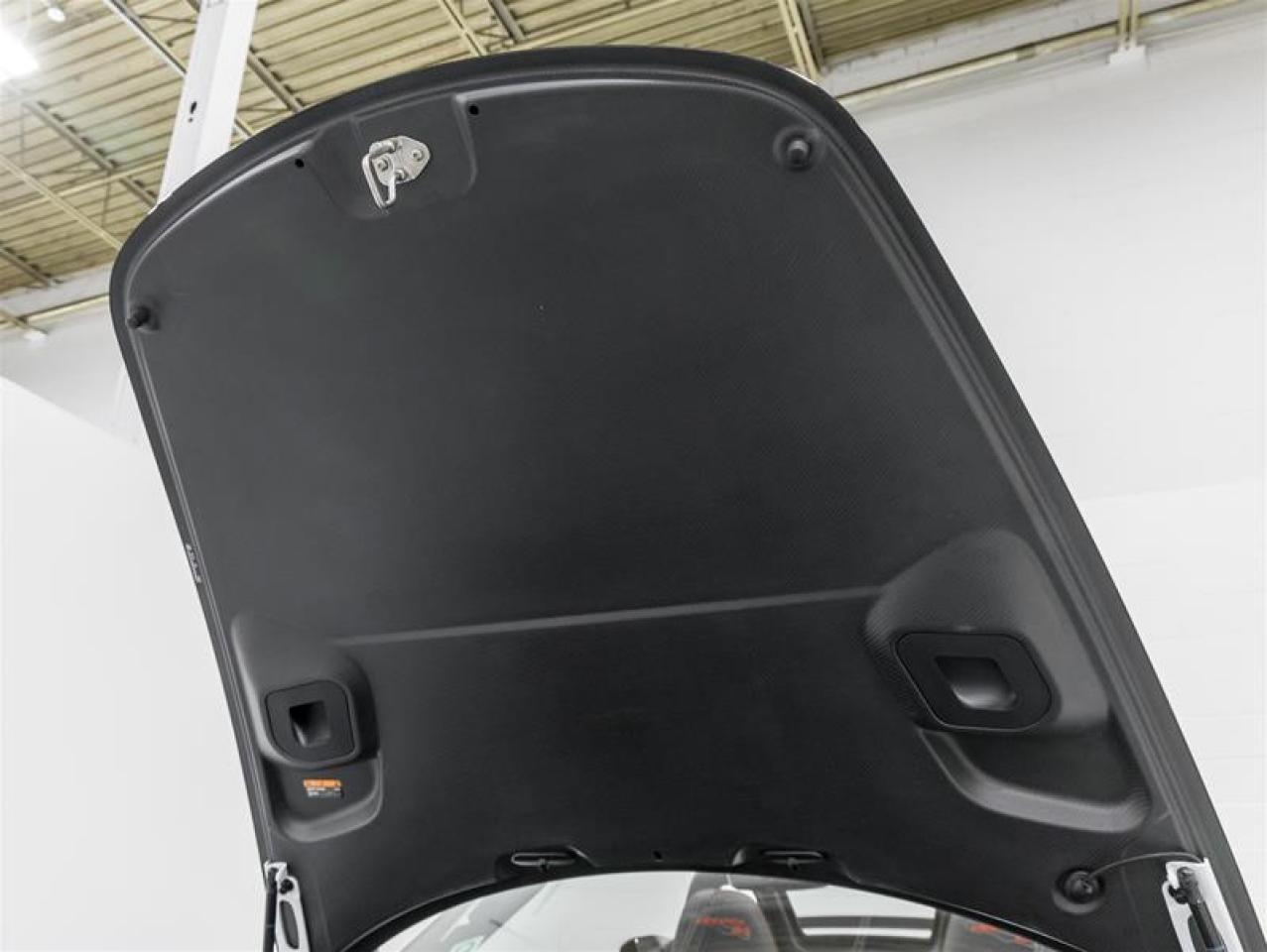 2025 Porsche 718 Spyder  Photo