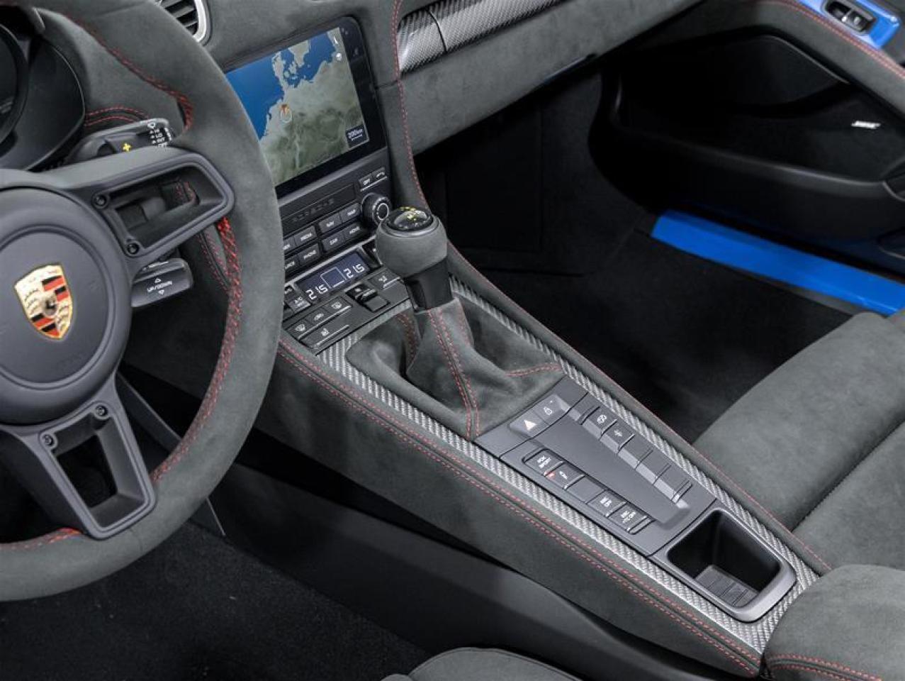 2025 Porsche 718 Spyder  Photo