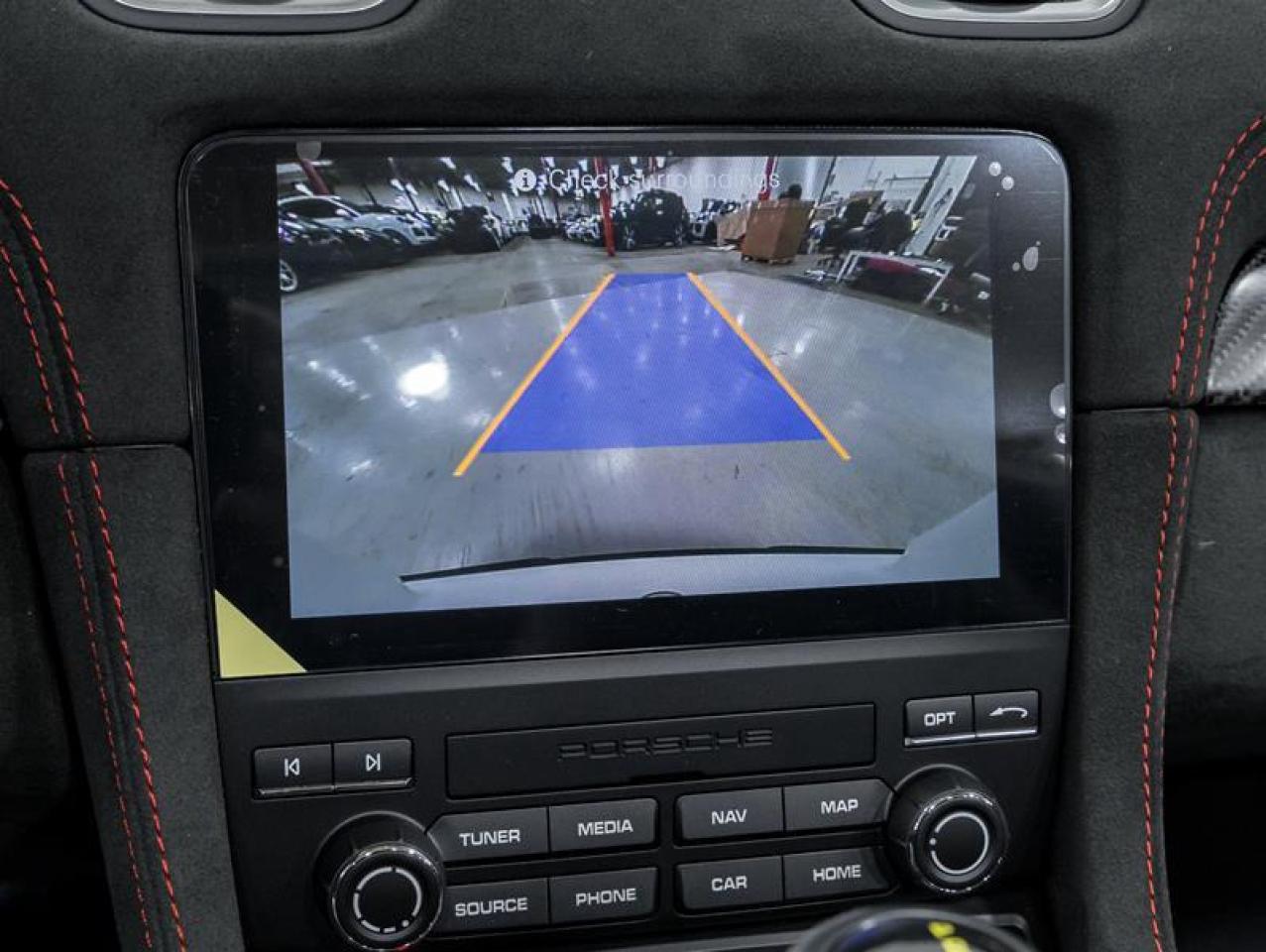 2025 Porsche 718 Spyder  Photo