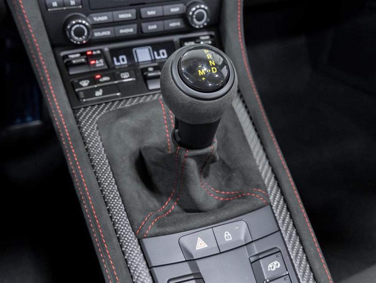 2025 Porsche 718 Spyder  Photo