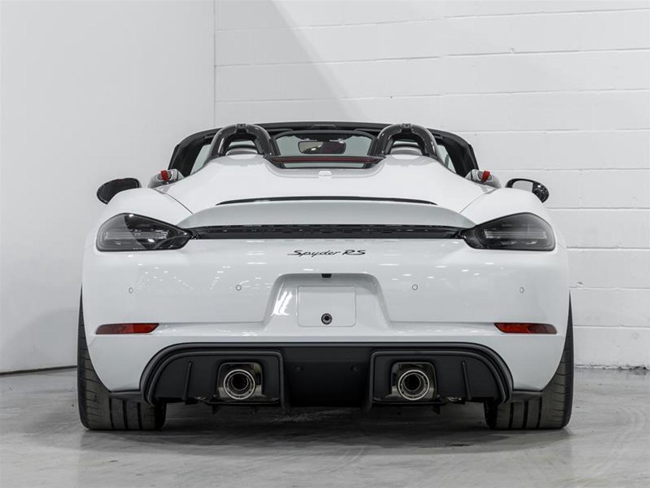 2025 Porsche 718 Spyder  Photo