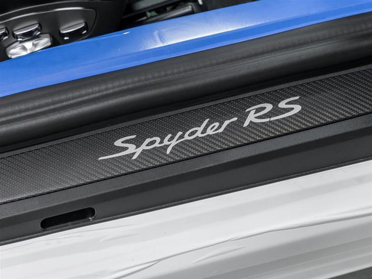 2025 Porsche 718 Spyder  Photo