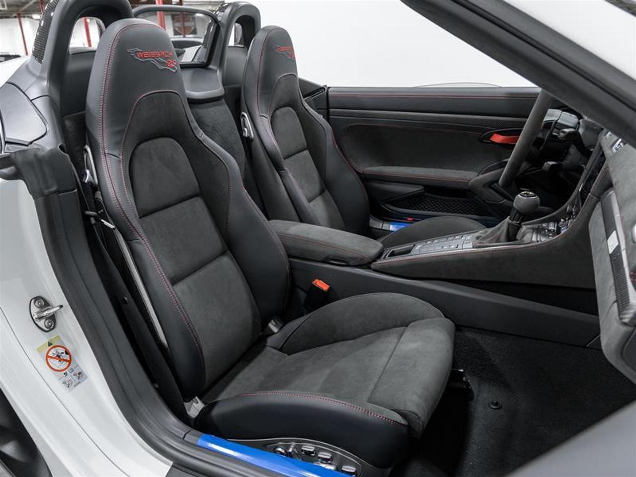 2025 Porsche 718 Spyder  Photo
