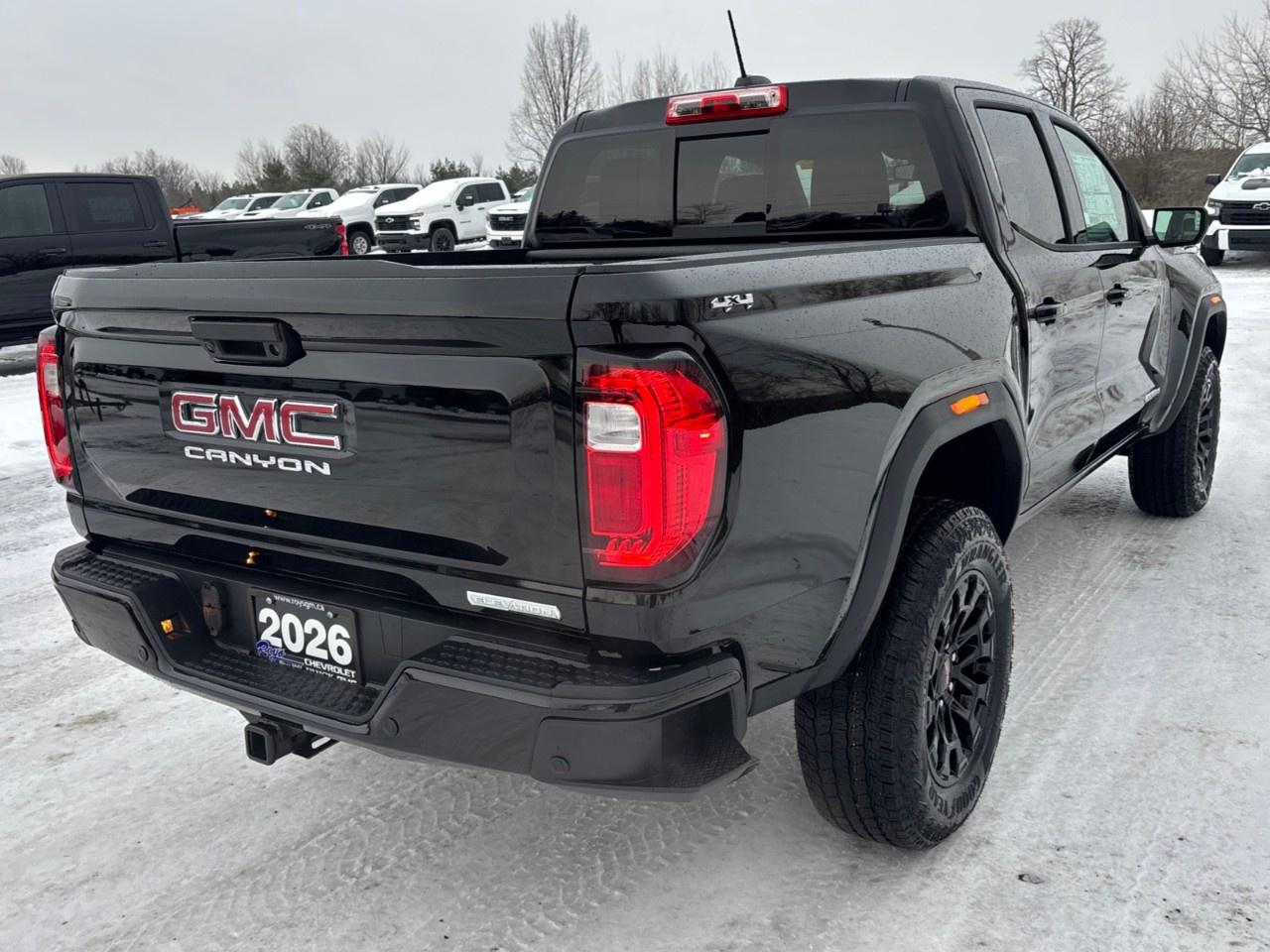 2026 GMC Canyon Crew Cab Short Box 4-Wheel Drive Elevation Photo4