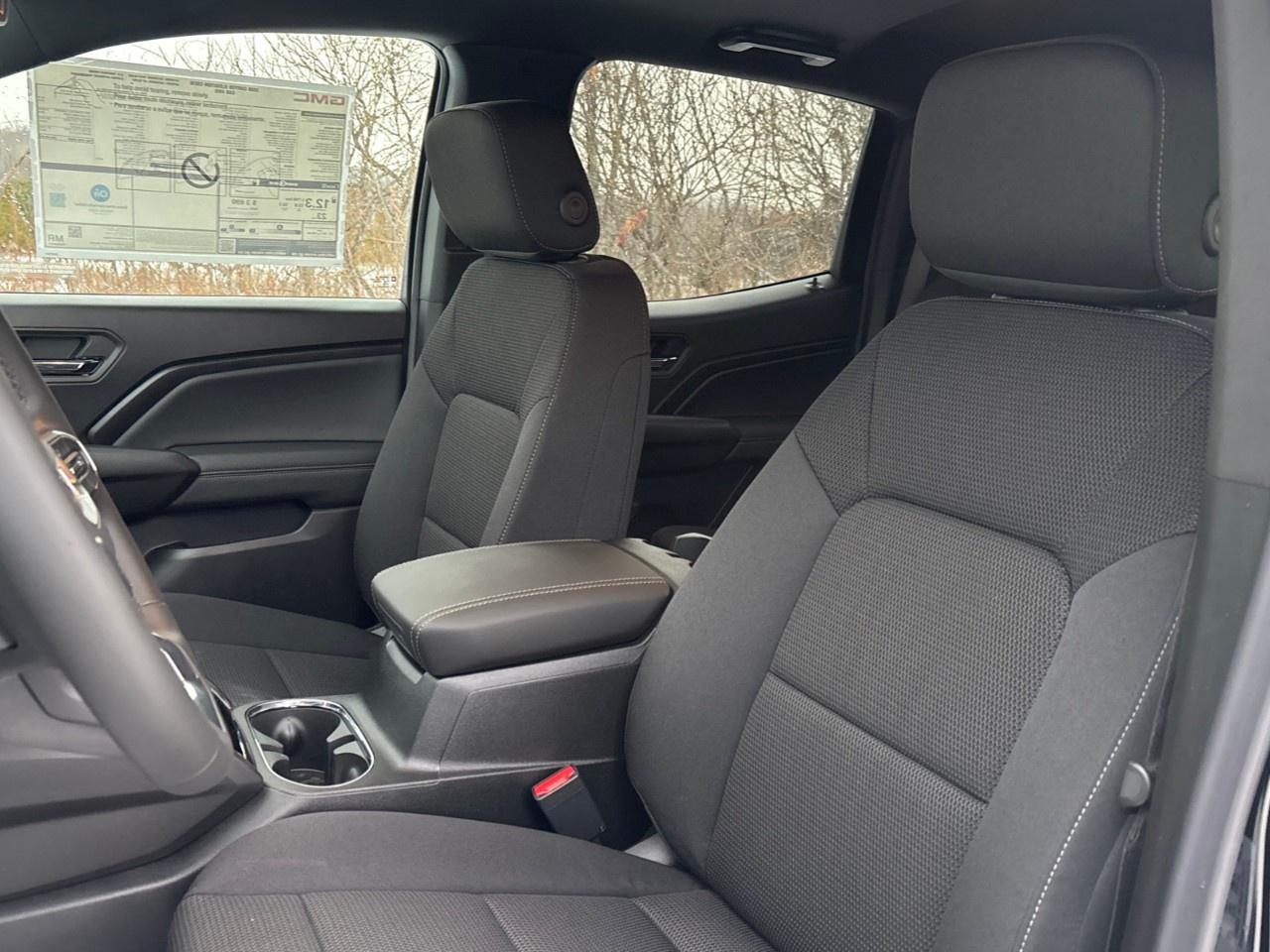 2026 GMC Canyon Crew Cab Short Box 4-Wheel Drive Elevation Photo