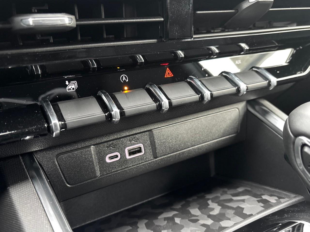 2026 GMC Canyon Crew Cab Short Box 4-Wheel Drive Elevation Photo