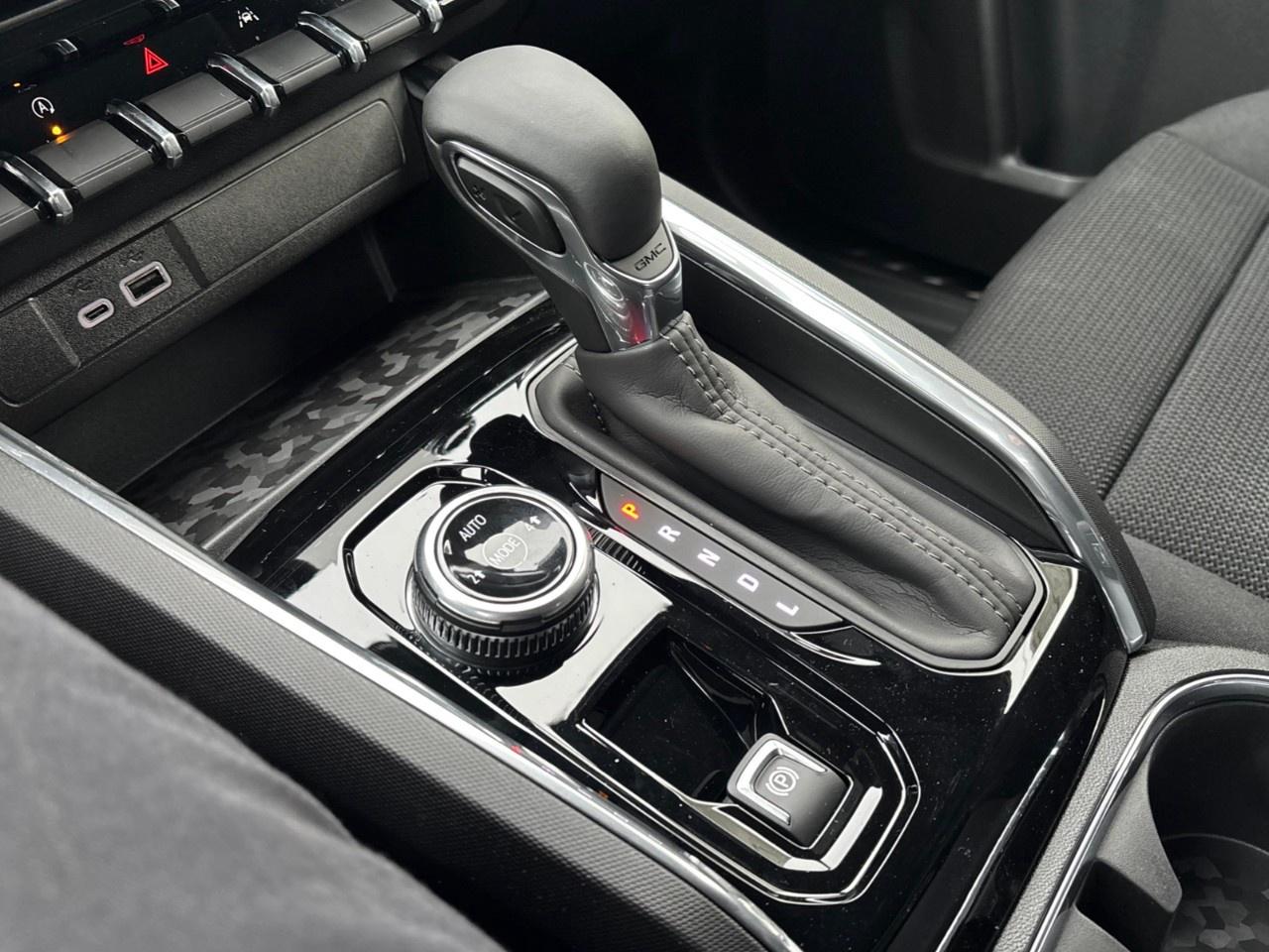 2026 GMC Canyon Crew Cab Short Box 4-Wheel Drive Elevation Photo